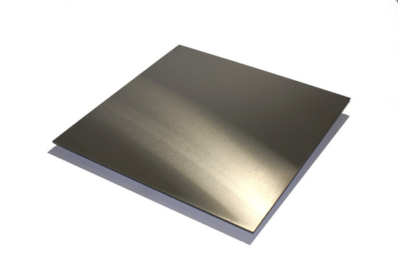 الصفيحة من الفولاذ المقاوم للصدأ ASTM 410 المقاومة للحرارة الجيدة 2B النهاية السطحية OEM متاحة
