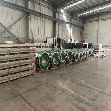 CIF صفيحة معدنية مطاطية باردة صلبة كاملة أو مطاطية شروط التجارة EXW FOB CFR مسطحة عالية و سطح ممتاز مضمون